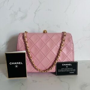 SOLD CHANEL Vintage Pink Lambskin Kisslock Frame Bag